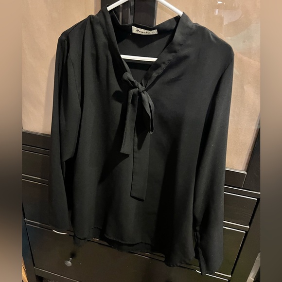 Moyabo top with bow size Large - Picture 1 of 3